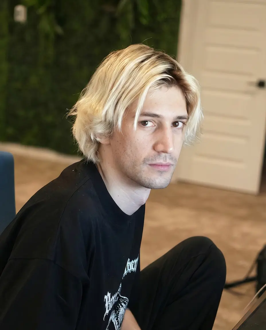 xQc